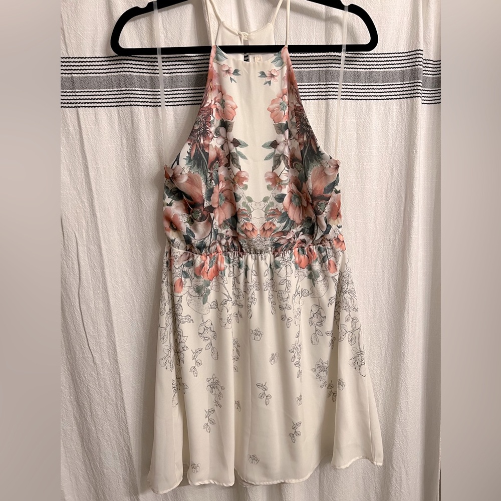 Beautiful cream and floral dress!
